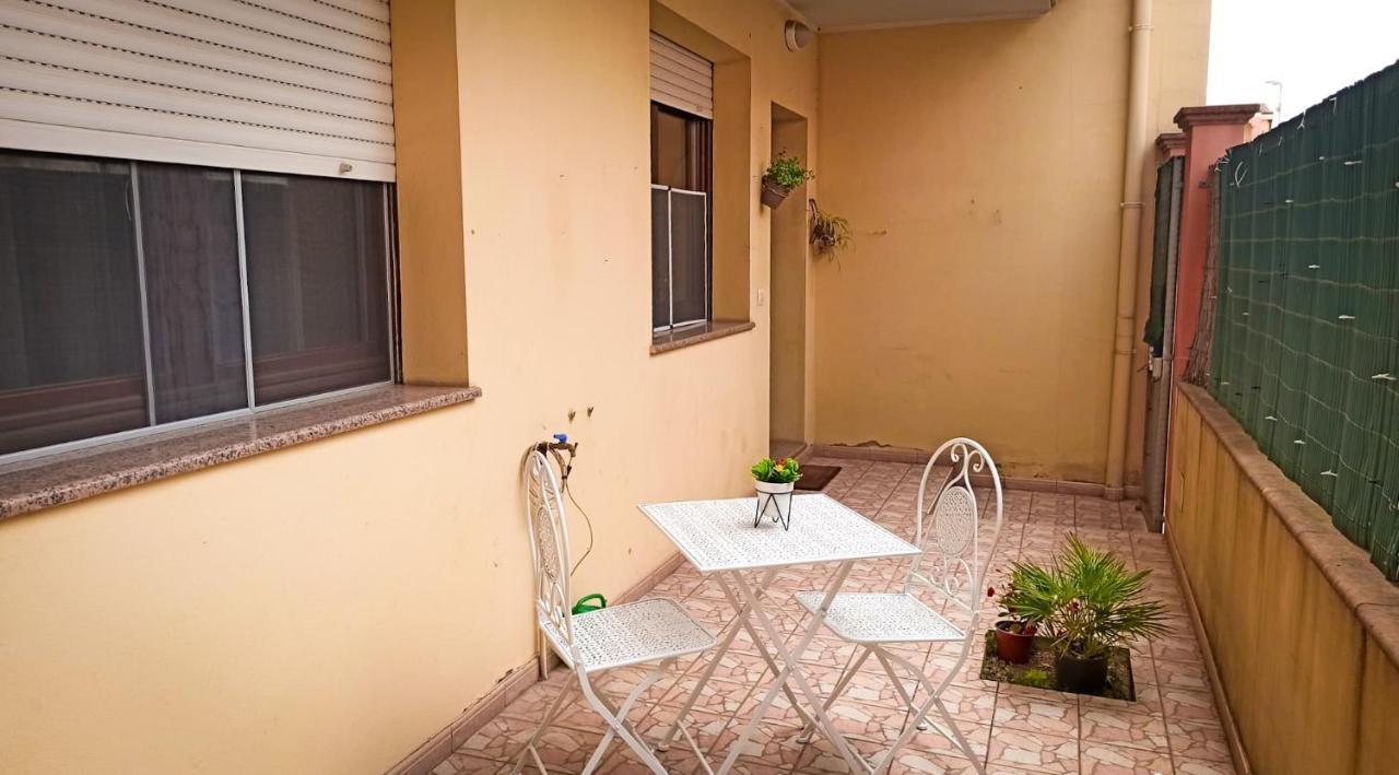 Domumontegrappa - Appartamento Indipendente Con Giardino - Сесту Екстер'єр фото